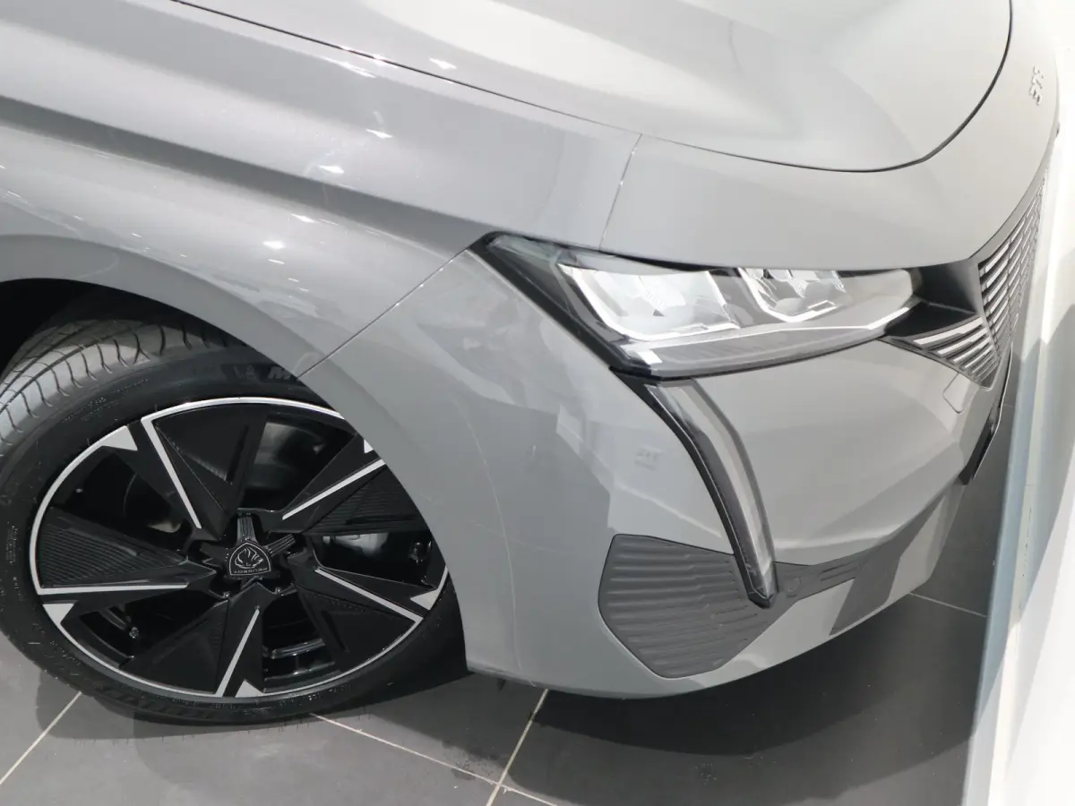 Allure 54 kWh CAMERA - CRUISE CONTROL - KEYLESS - BEL VOOR ACTUELE KM-STAND