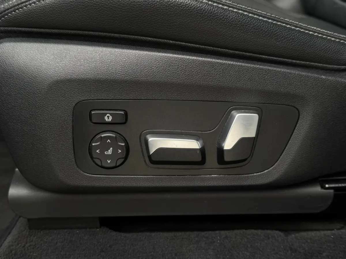 xDrive20i PANO|ELEK. HAAK|MEMORY|LEDER|STUURWIELVERWARMING