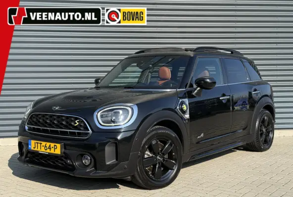 2.0 Cooper SE ALL4 Leder/Pano/Camera/Apple