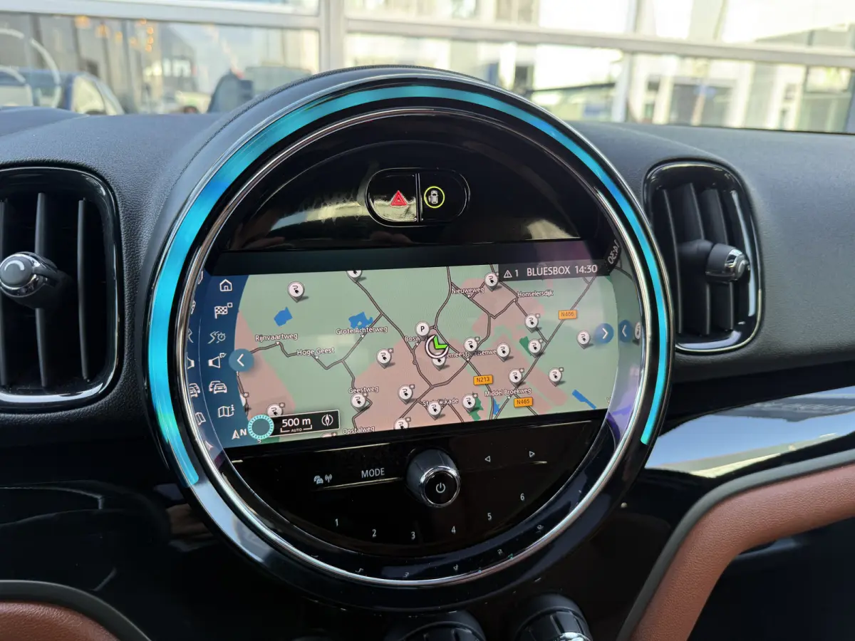 2.0 Cooper SE ALL4 Leder/Pano/Camera/Apple