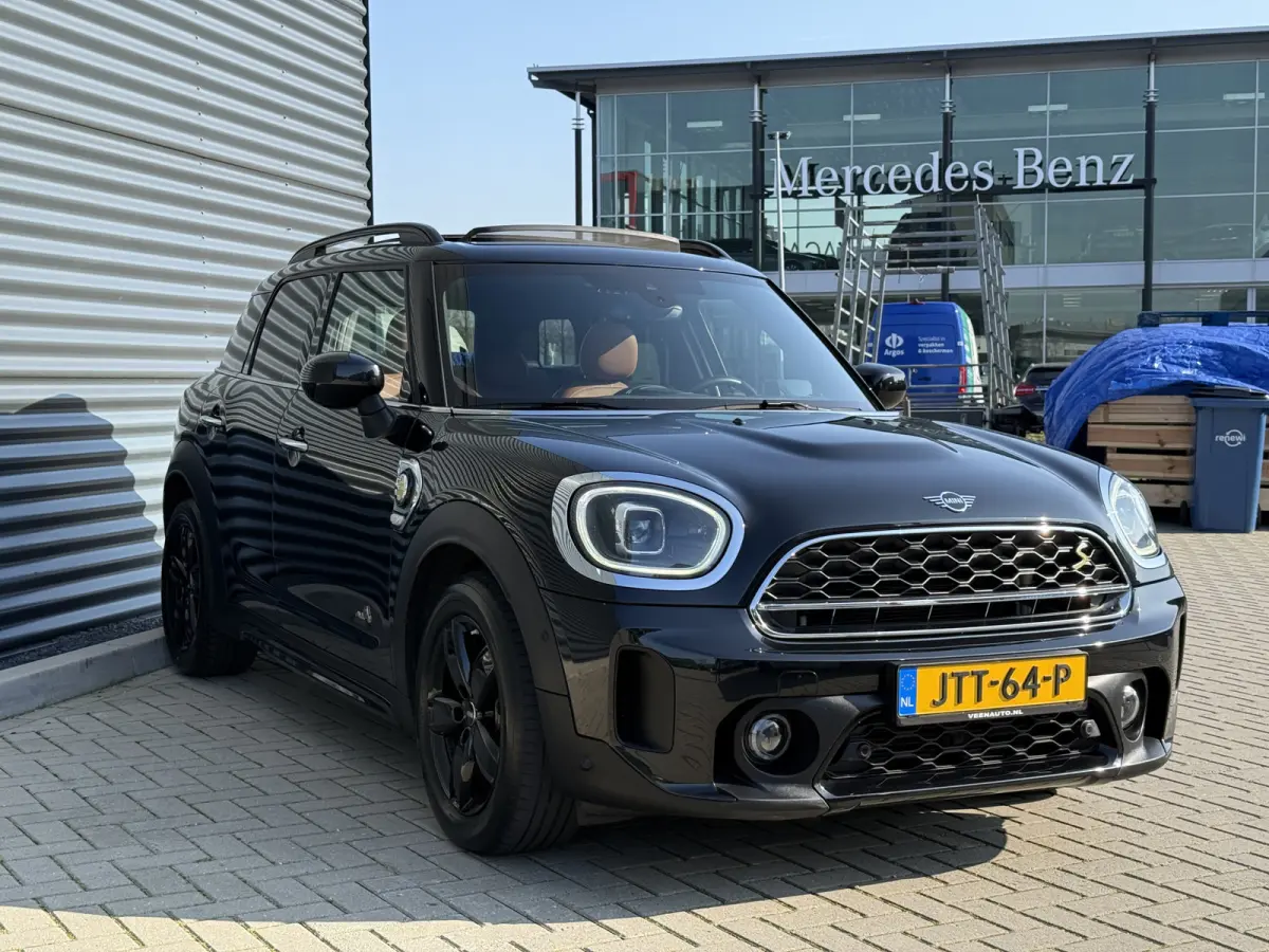 2.0 Cooper SE ALL4 Leder/Pano/Camera/Apple