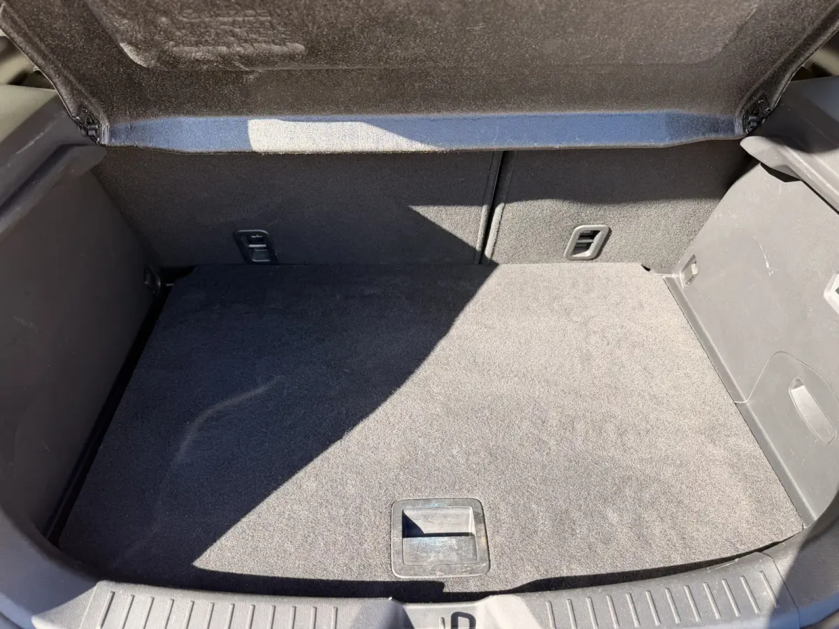 2.0 SkyActiv-G 121 Luxury Aut. Leder/alca CarPlay Keyless Cruise