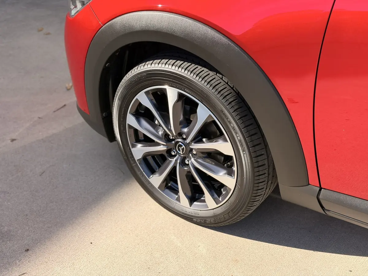 2.0 SkyActiv-G 121 Luxury Aut. Leder/alca CarPlay Keyless Cruise