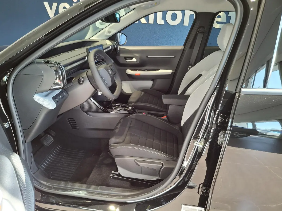 Max 113pk 44 kWh | Lm Velgen | Parkeercamera | Climate Control l Bel voor de actuele KM-Stand