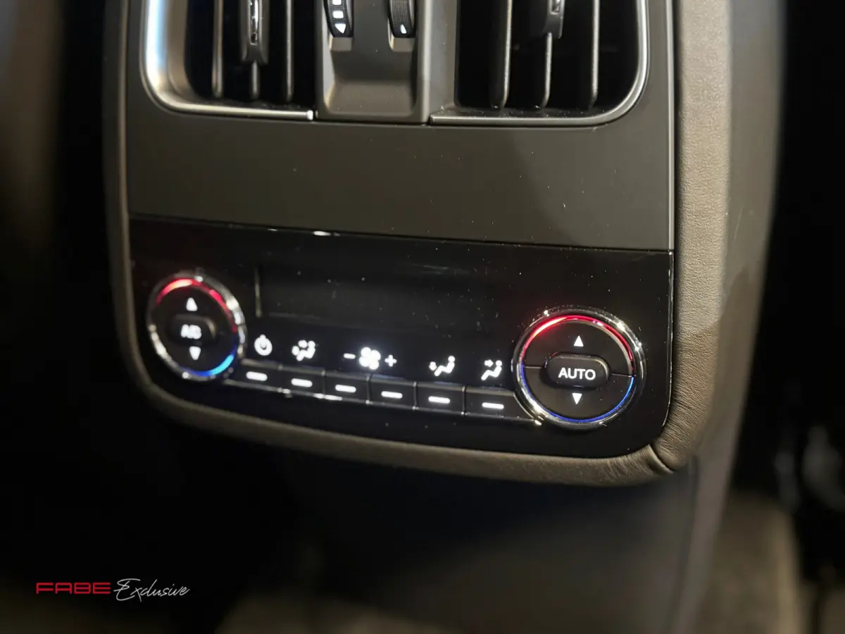 3.8 V8 GTS / Softclose / H/K / Carbon / Pano / 360 Camera / Memory / Stuurverwarming / Stoelventilatie