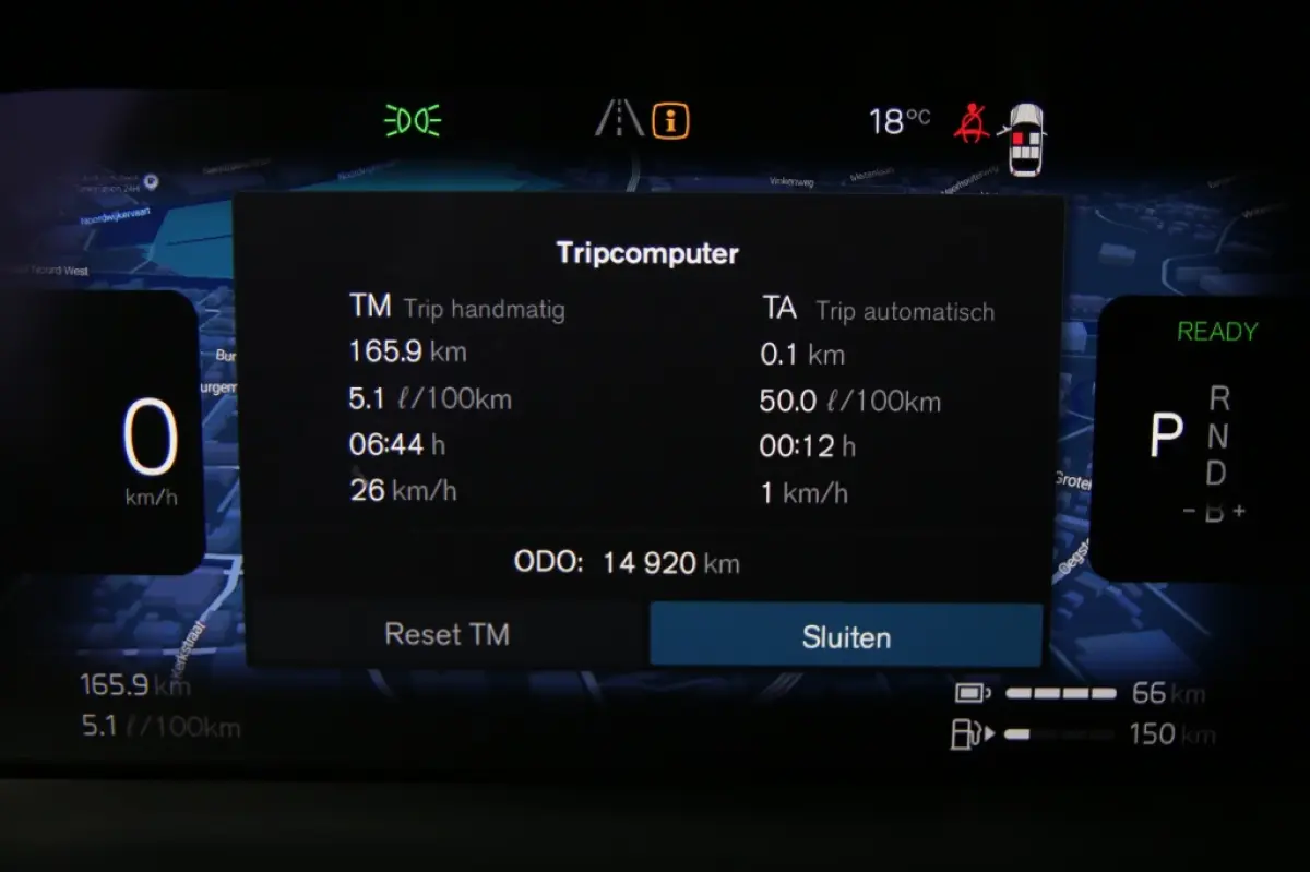 2.0 T6 AWD Ultimate Dark