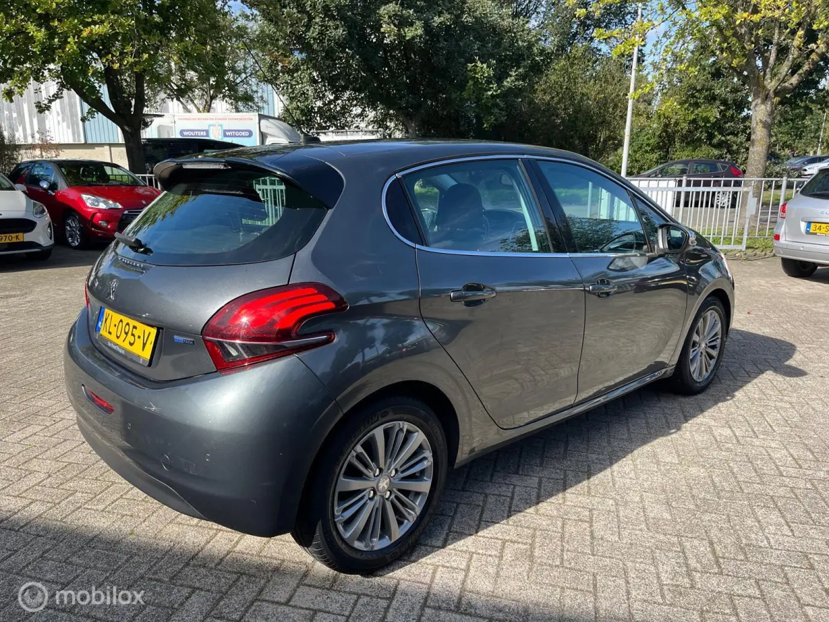 1.2 PureTech Blue Lease Executive