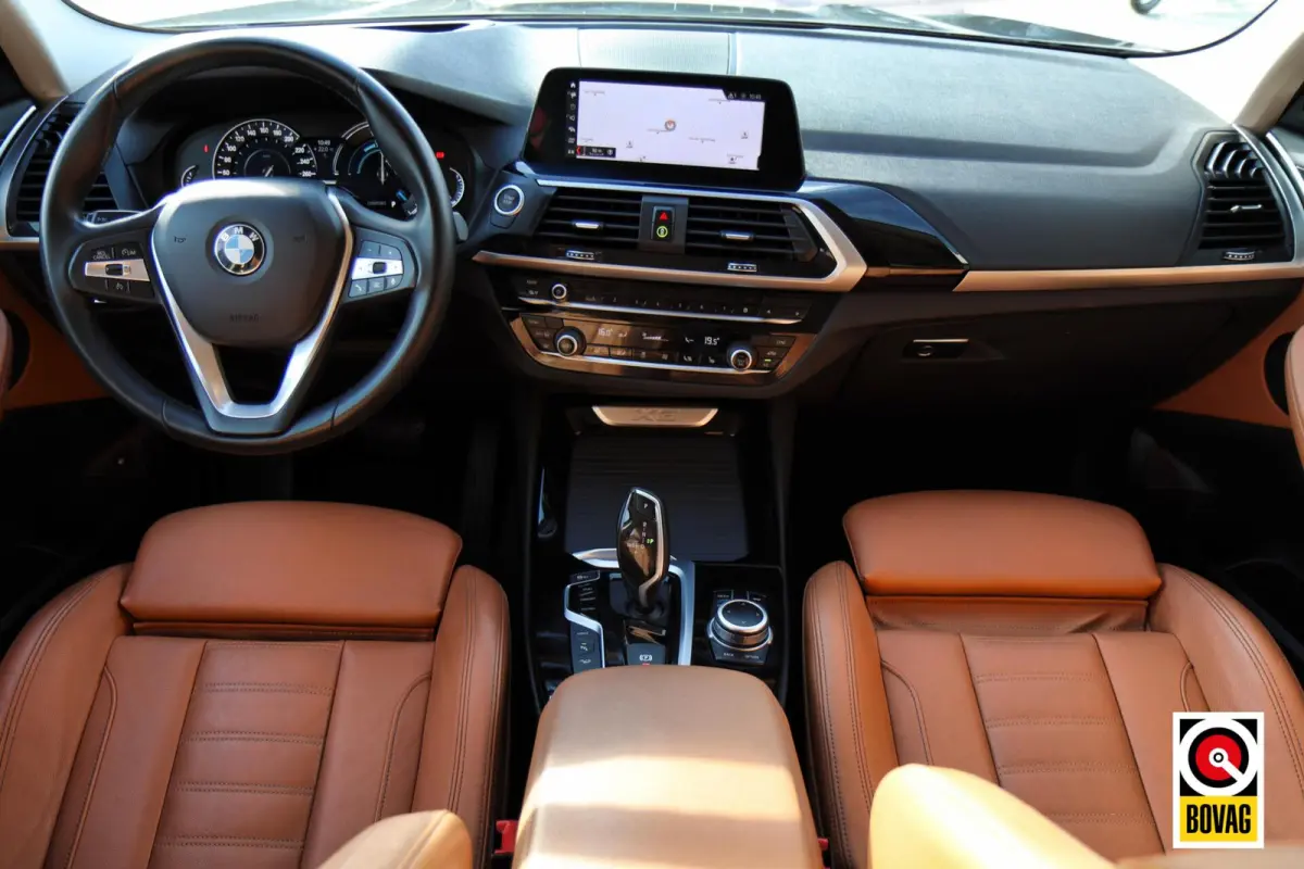 xDrive30e xLine |LED|PANO|LEDER|HUD|SFEERVERL.|STOELVERW.|TREKHAAK|CARPLAY