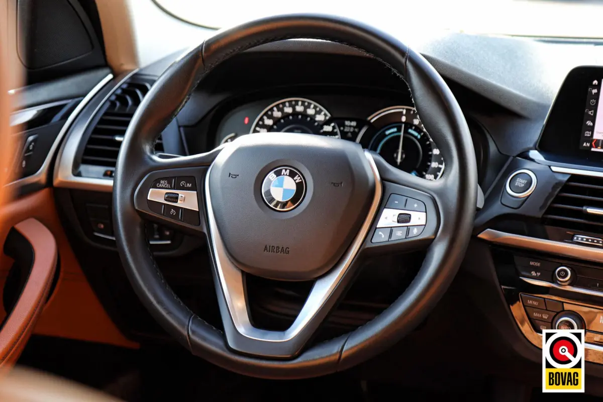 xDrive30e xLine |LED|PANO|LEDER|HUD|SFEERVERL.|STOELVERW.|TREKHAAK|CARPLAY