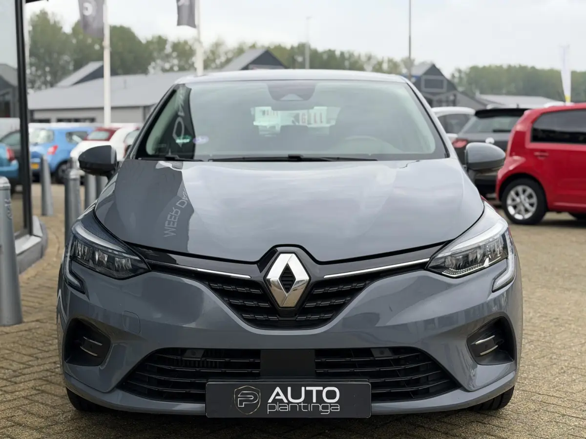 1.0 TCe Intens 101PK | 1e Eigenaar | Dealeronderhouden | NL AUTO | NAP | Achteruitrijcamera | Keyless Entry | Keyless Start | Climate Control | Navigatie | Cruise Control | Lichtmetalen Velg
