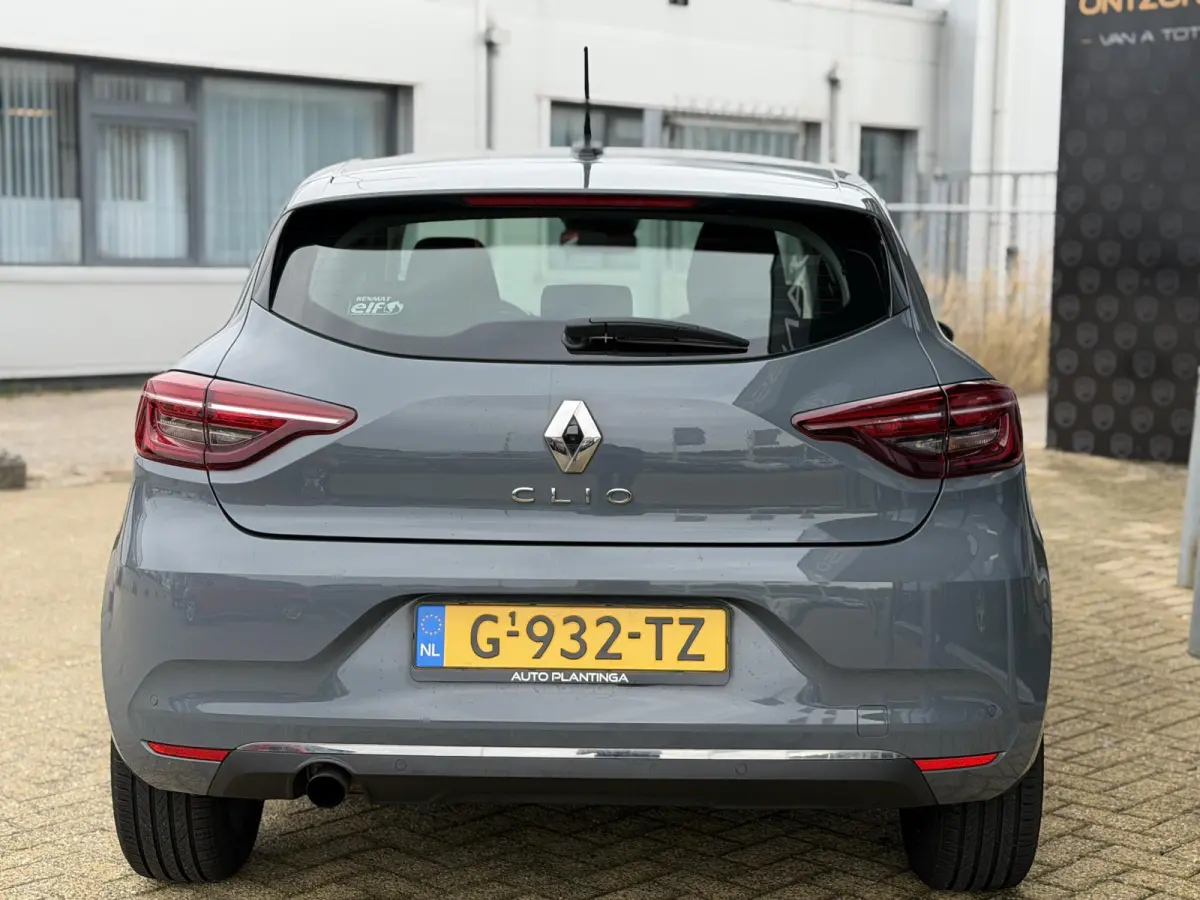 1.0 TCe Intens 101PK | 1e Eigenaar | Dealeronderhouden | NL AUTO | NAP | Achteruitrijcamera | Keyless Entry | Keyless Start | Climate Control | Navigatie | Cruise Control | Lichtmetalen Velg