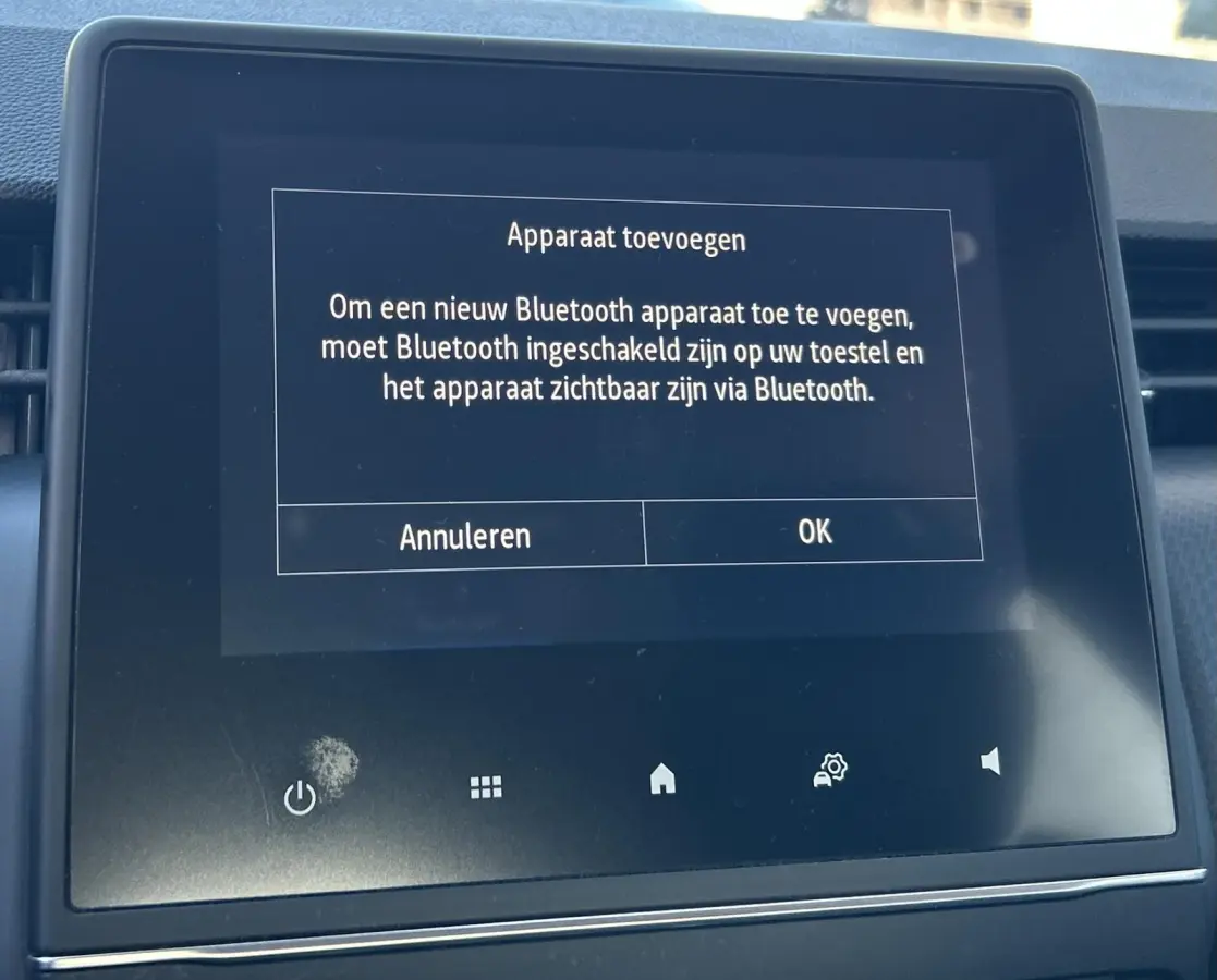 1.0 TCe Intens 101PK | 1e Eigenaar | Dealeronderhouden | NL AUTO | NAP | Achteruitrijcamera | Keyless Entry | Keyless Start | Climate Control | Navigatie | Cruise Control | Lichtmetalen Velg