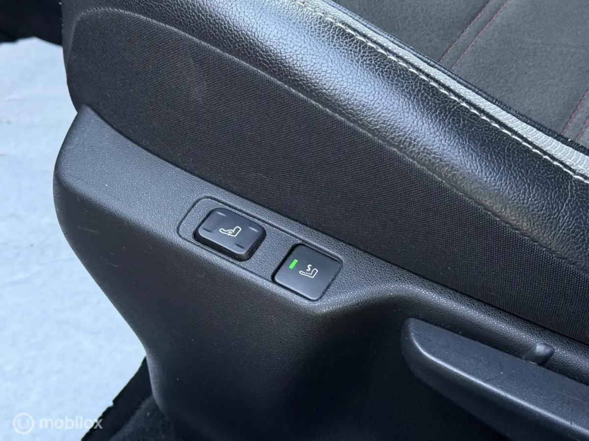 1.2 Performance Line | Alcantara | Massage | DENON