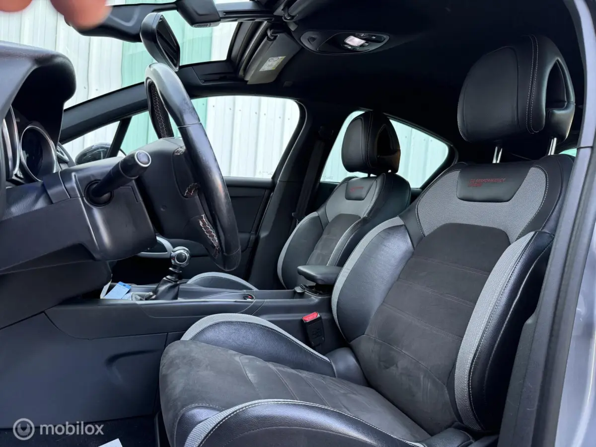 1.2 Performance Line | Alcantara | Massage | DENON