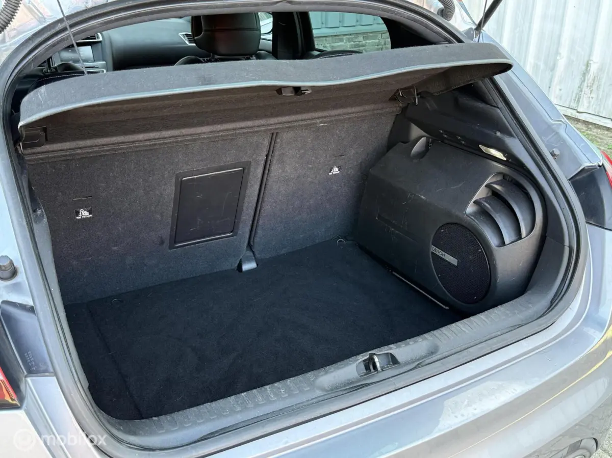 1.2 Performance Line | Alcantara | Massage | DENON