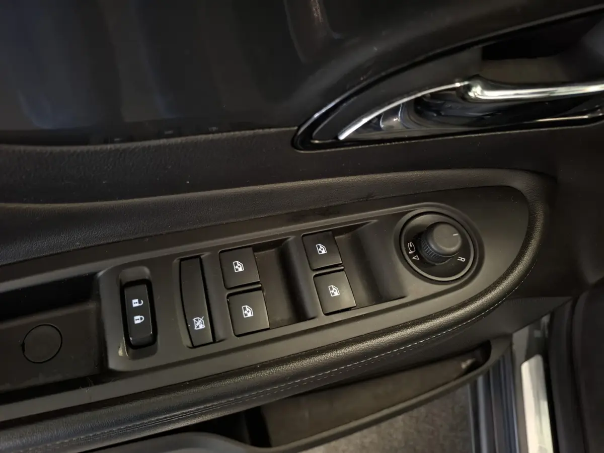 1.4 Turbo Innovation Schuif-/kanteldak Navigatie Leder camera