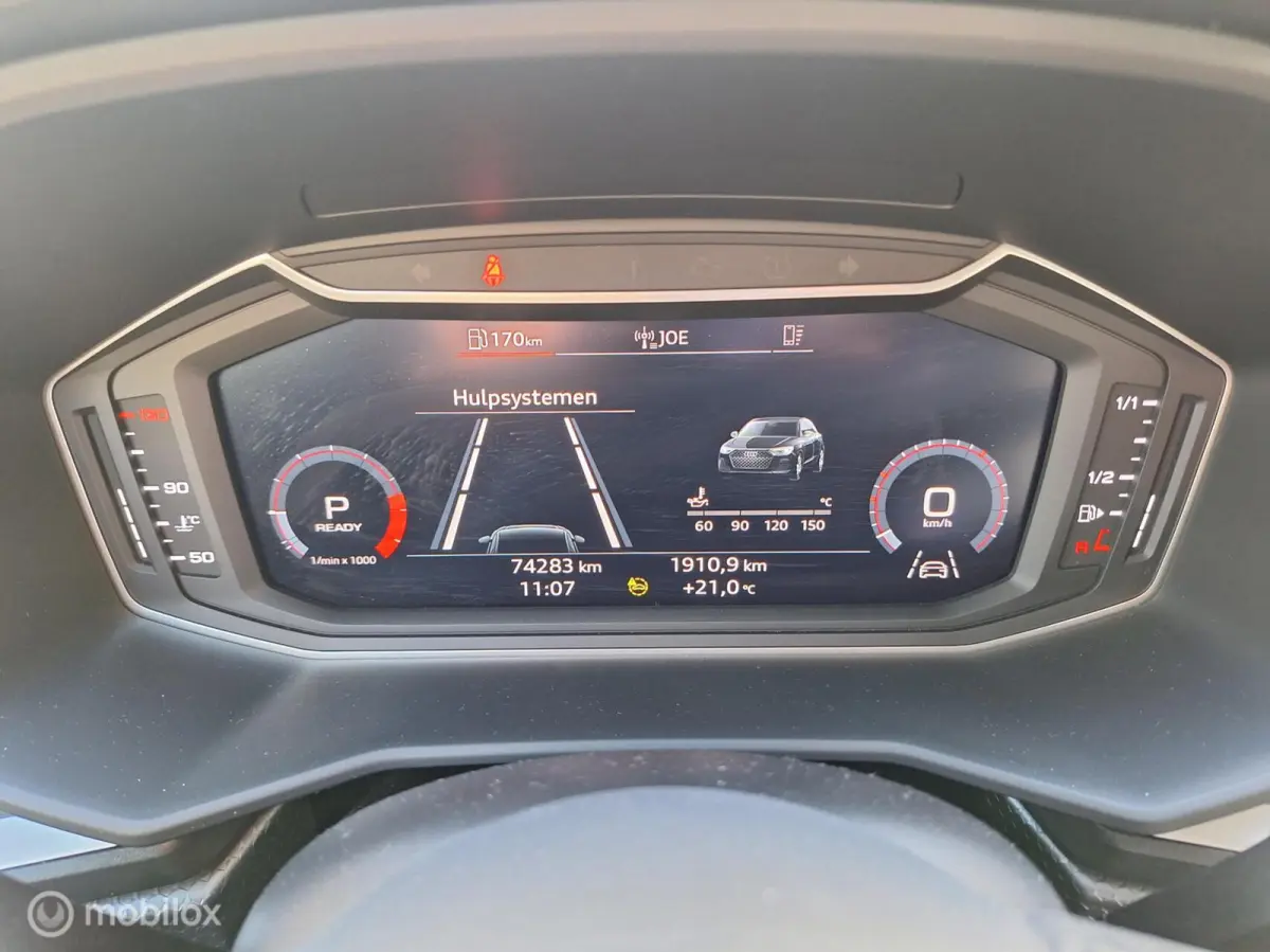 25 TFSI ADVANCED EDITION • Carplay •