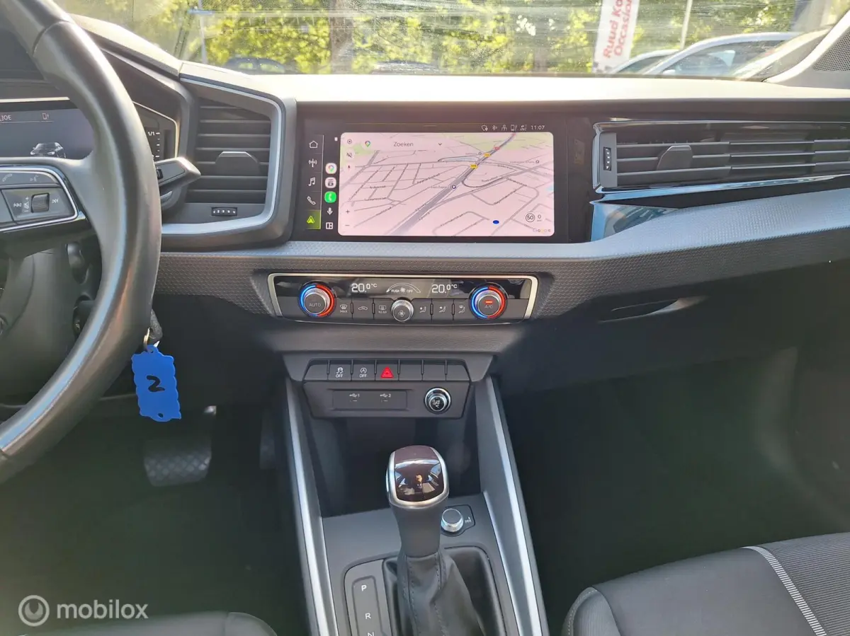 25 TFSI ADVANCED EDITION • Carplay •