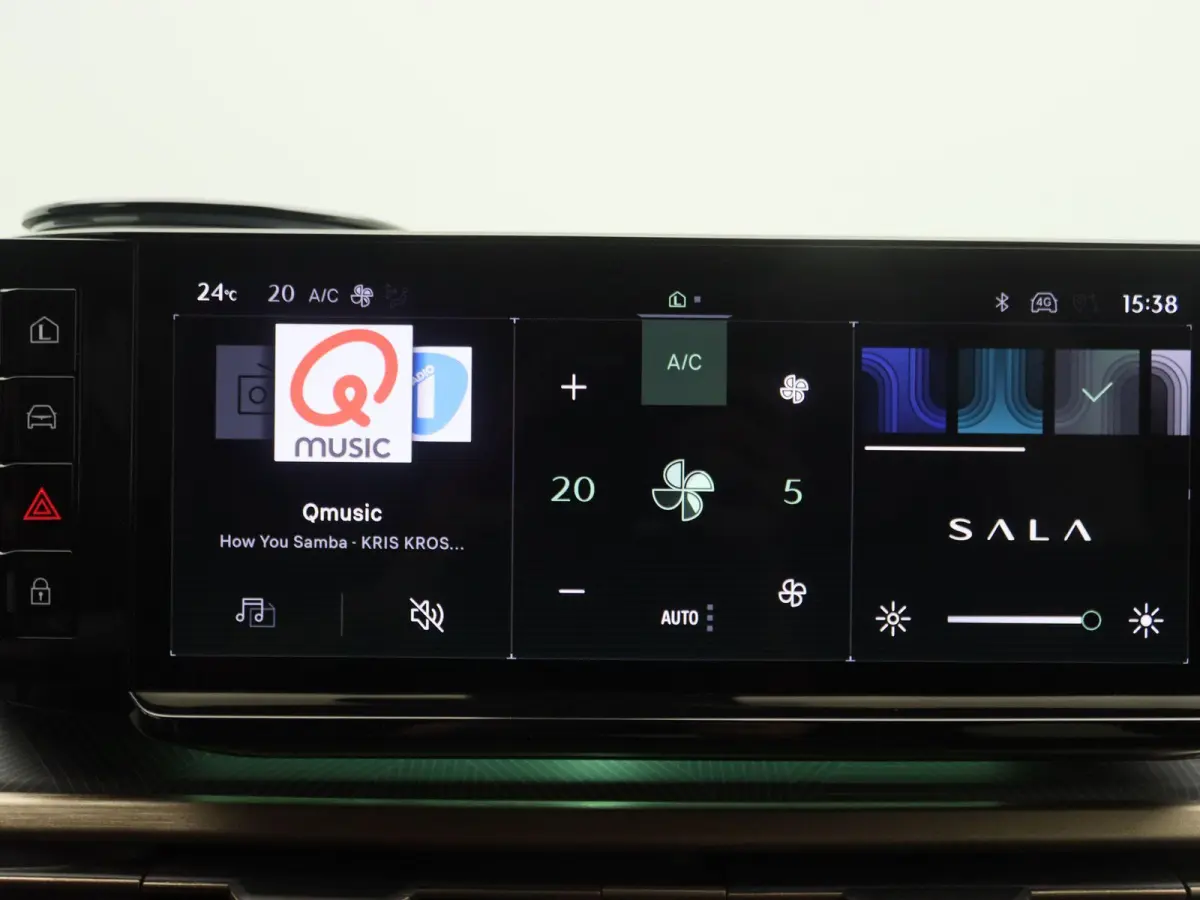 1.2 Turbo Hybrid LX | Camera Voor + Achter | Apple Carplay & Android Auto | Adaptive Cruise Control |