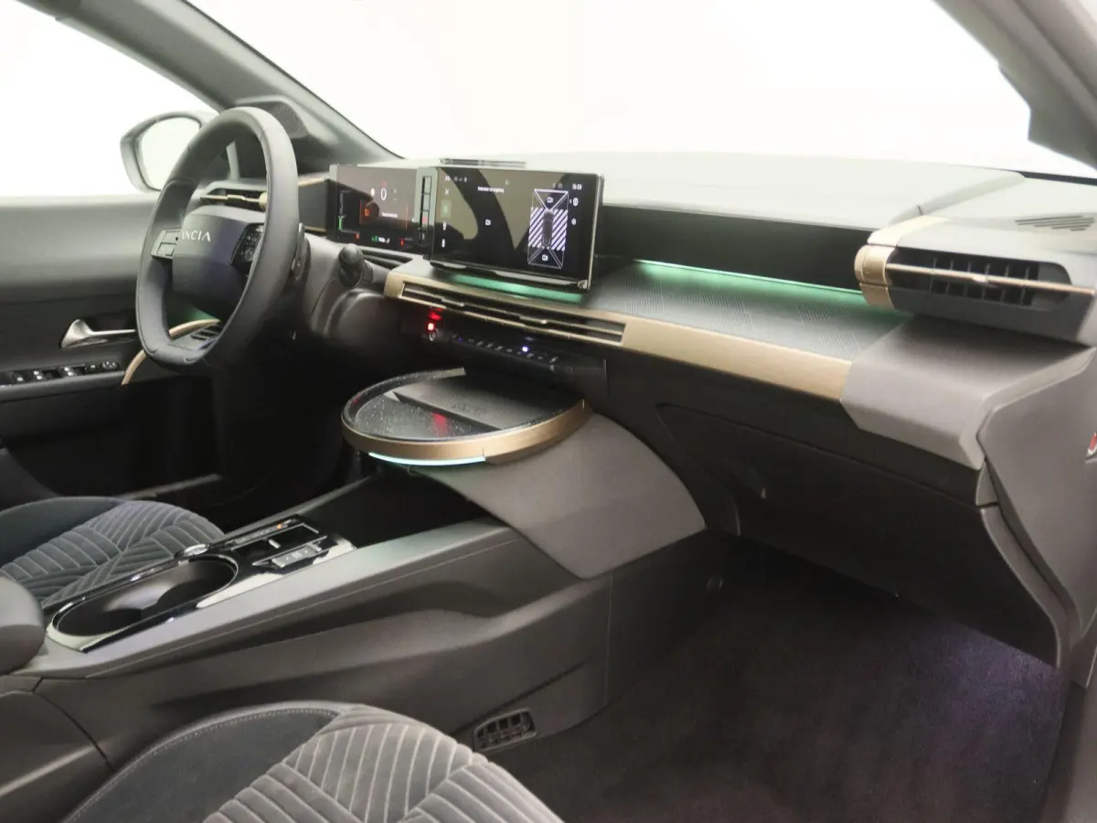 1.2 Turbo Hybrid LX | Camera Voor + Achter | Apple Carplay & Android Auto | Adaptive Cruise Control |
