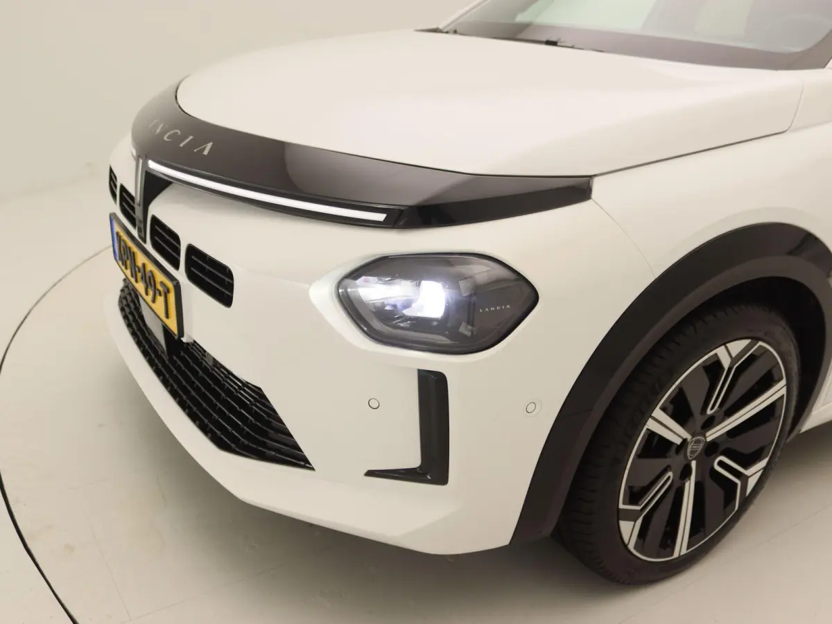 1.2 Turbo Hybrid LX | Camera Voor + Achter | Apple Carplay & Android Auto | Adaptive Cruise Control |