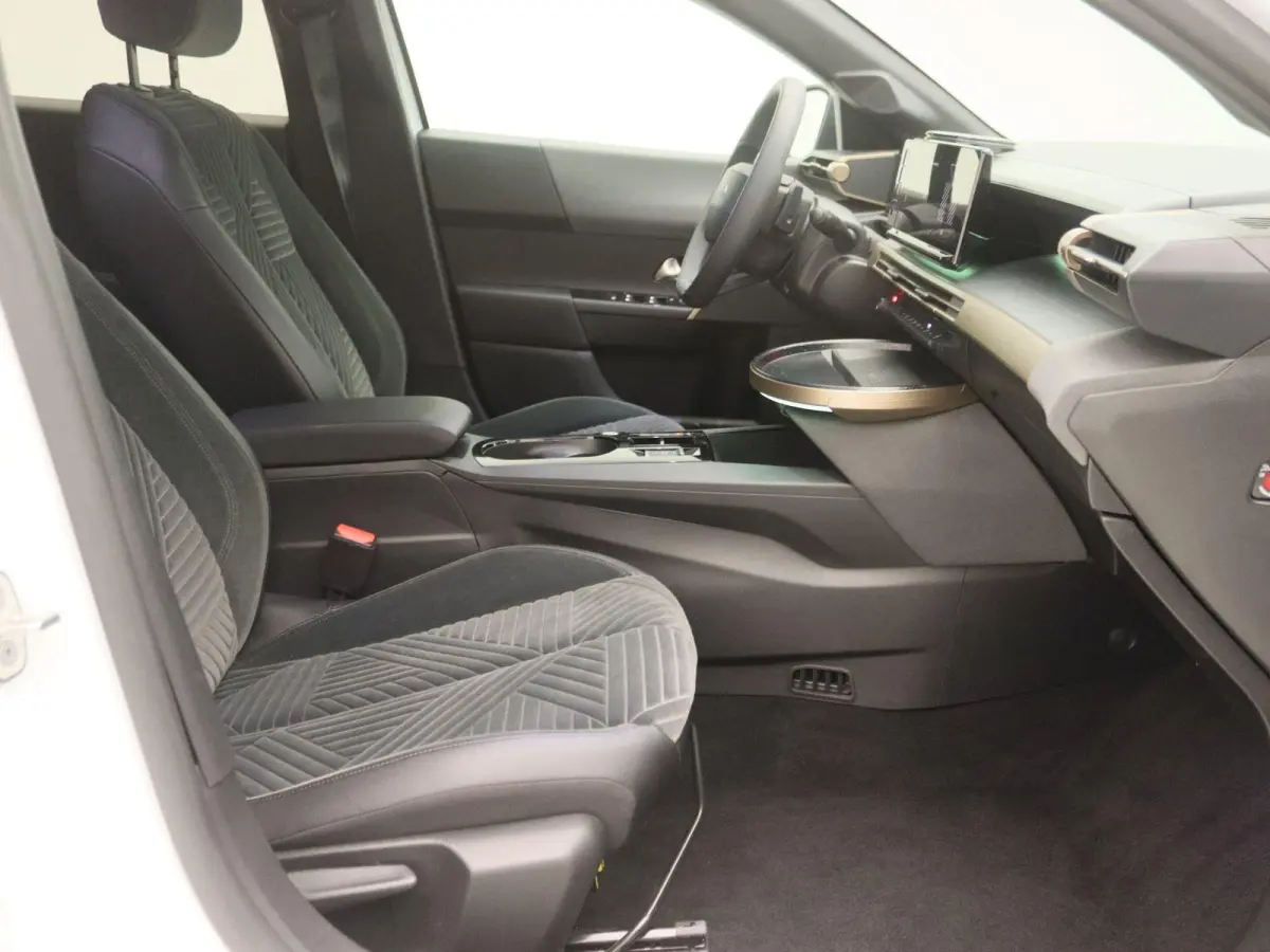1.2 Turbo Hybrid LX | Camera Voor + Achter | Apple Carplay & Android Auto | Adaptive Cruise Control |