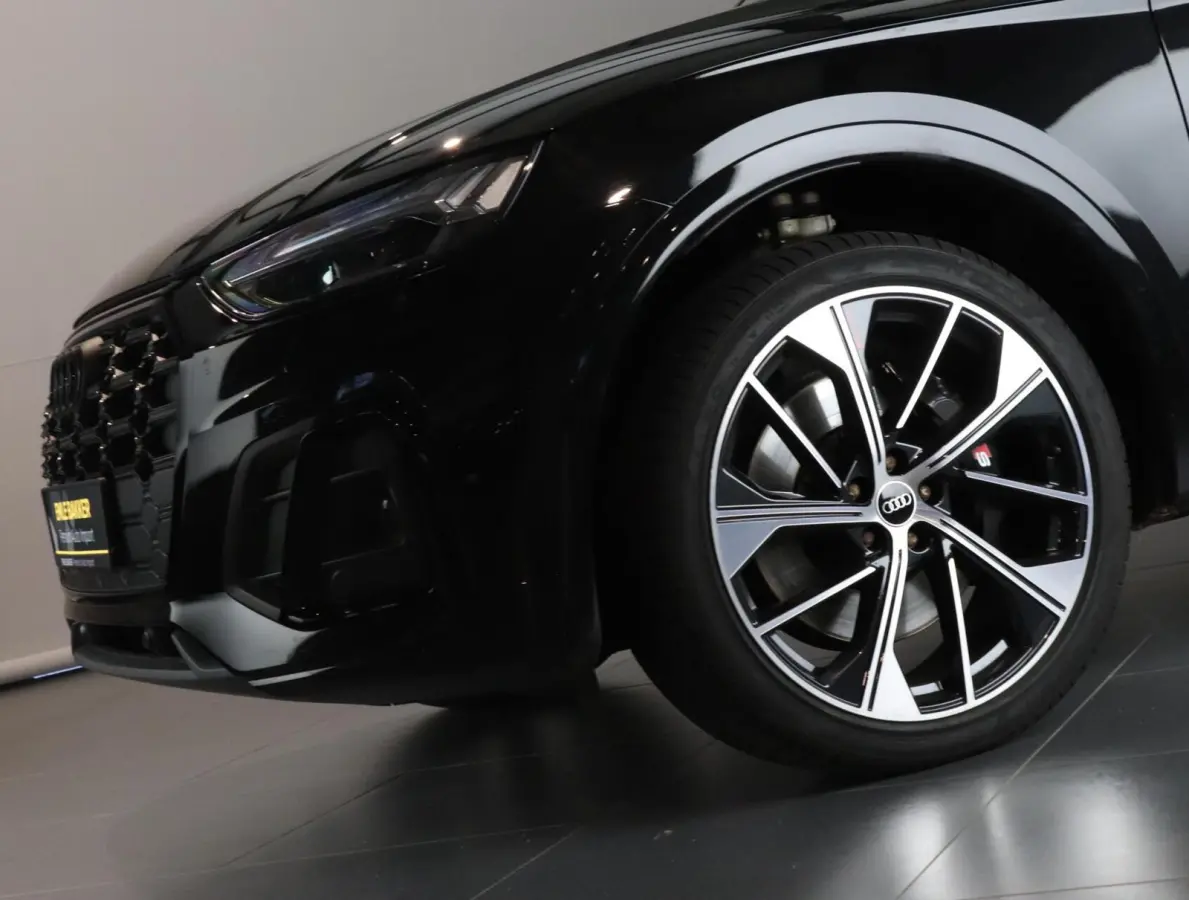 SQ5 3.0 TDI quattro 63dkm!