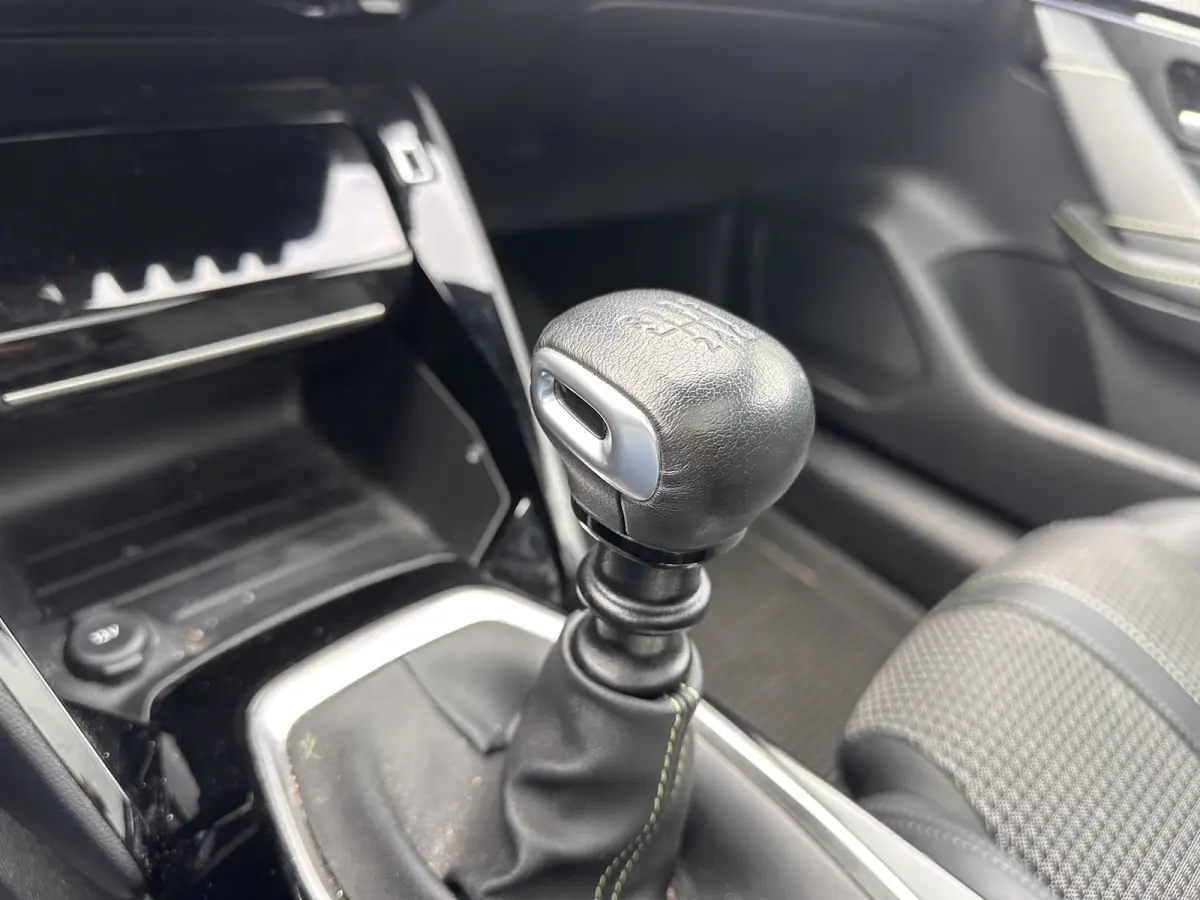 1.2 PureTech GT-Line|101pk|Navi