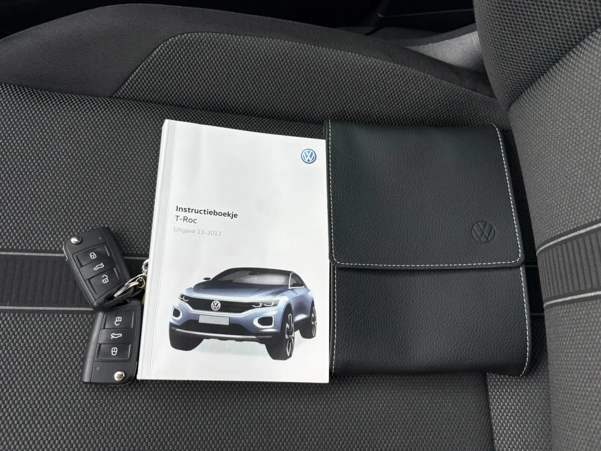 Apple Carplay/Android Auto | Trekhaak geremd 1300 kg | All-season banden | Airco | Cruise control adaptief | Parkeersensoren | Apple Carplay/Android Auto | Trekhaak geremd 1300 kg | All-seas