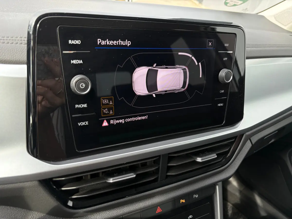 Apple Carplay/Android Auto | Trekhaak geremd 1300 kg | All-season banden | Airco | Cruise control adaptief | Parkeersensoren | Apple Carplay/Android Auto | Trekhaak geremd 1300 kg | All-seas