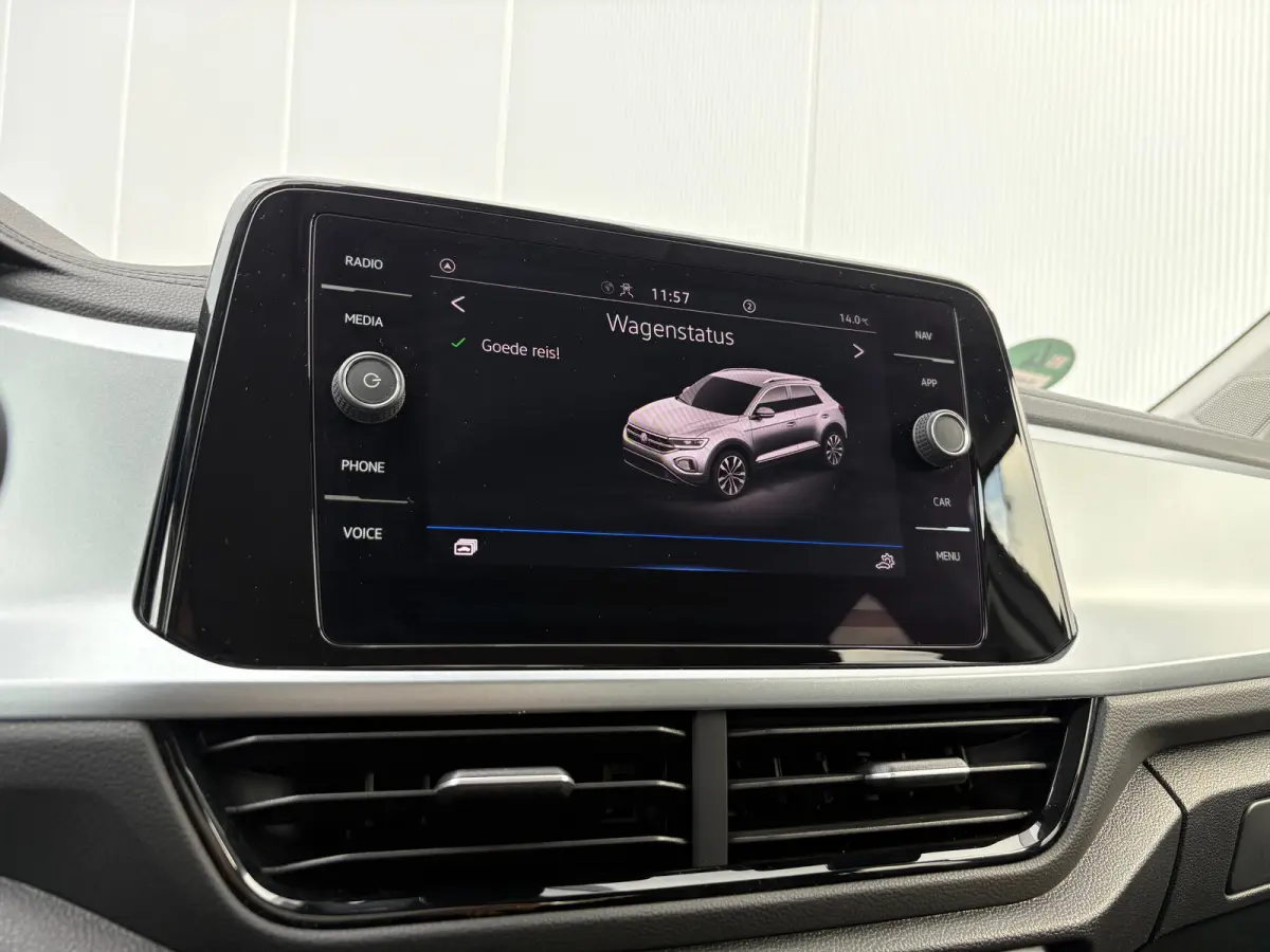 Apple Carplay/Android Auto | Trekhaak geremd 1300 kg | All-season banden | Airco | Cruise control adaptief | Parkeersensoren | Apple Carplay/Android Auto | Trekhaak geremd 1300 kg | All-seas