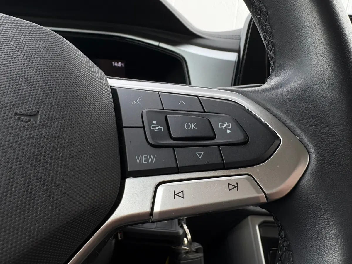 Apple Carplay/Android Auto | Trekhaak geremd 1300 kg | All-season banden | Airco | Cruise control adaptief | Parkeersensoren | Apple Carplay/Android Auto | Trekhaak geremd 1300 kg | All-seas
