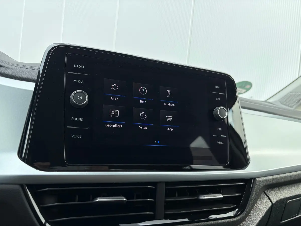 Apple Carplay/Android Auto | Trekhaak geremd 1300 kg | All-season banden | Airco | Cruise control adaptief | Parkeersensoren | Apple Carplay/Android Auto | Trekhaak geremd 1300 kg | All-seas