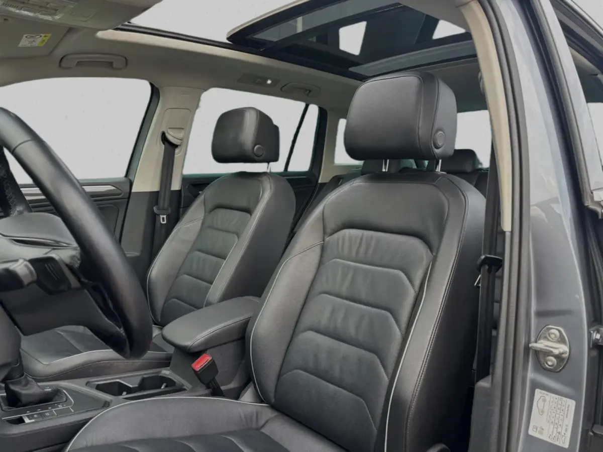 1.5 TSI ACT Highline Business R(Goed OnderH, Panorama, Head-up, Navi, 360 Camera, Stoel+StuurVerW, Etc)