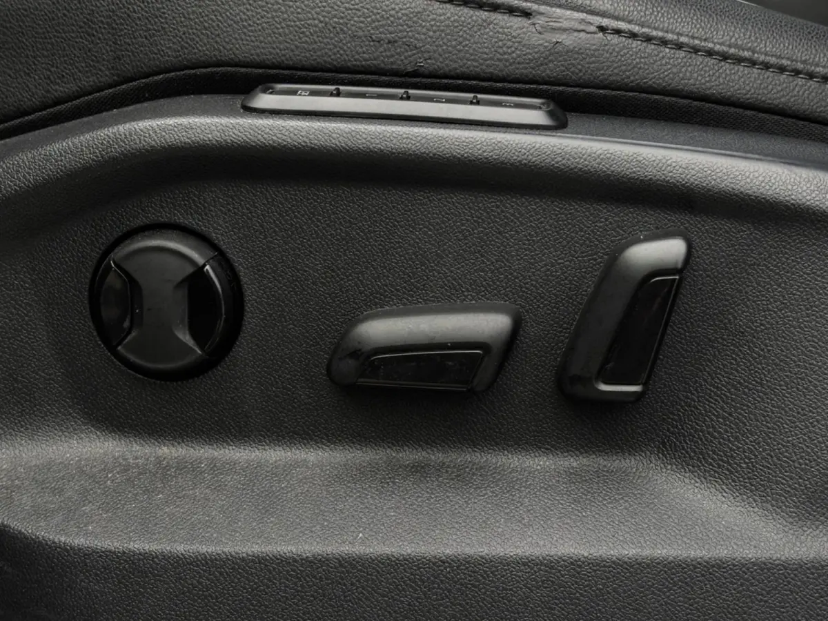 1.5 TSI ACT Highline Business R(Goed OnderH, Panorama, Head-up, Navi, 360 Camera, Stoel+StuurVerW, Etc)