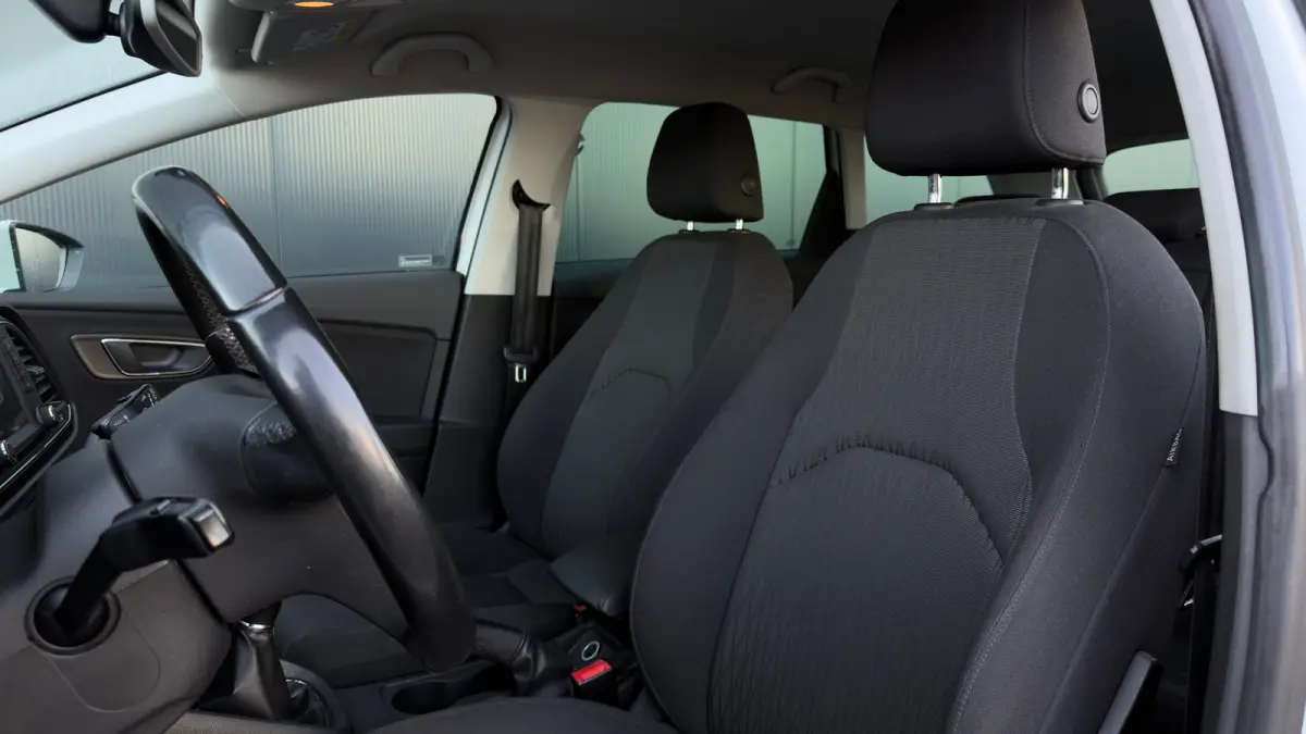 116pk 1.0 EcoTSI Style Connect | Cruise Control | Airco | Navigatie | 16" |
