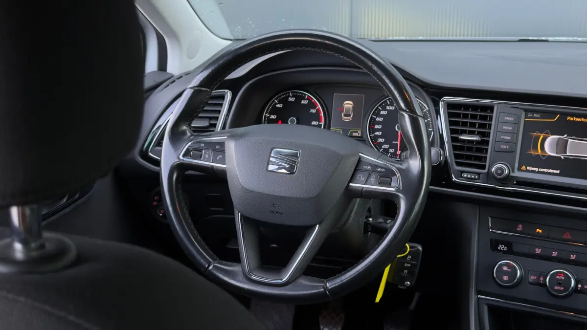 116pk 1.0 EcoTSI Style Connect | Cruise Control | Airco | Navigatie | 16" |