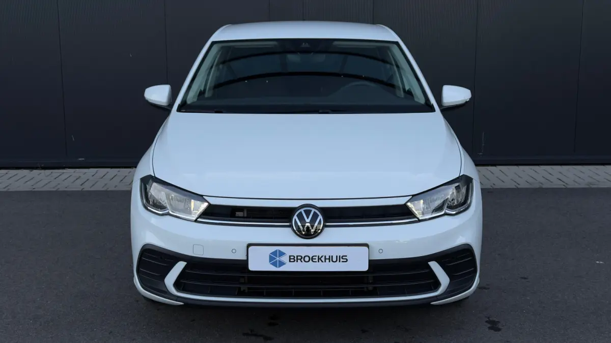95pk 1.0 TSI Life Edition | Achteruitrijcamera | Climate Control | Adaptive Cruise | Keyless | 15" |