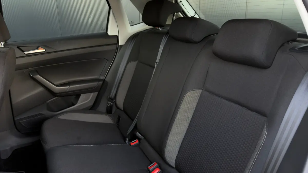 95pk 1.0 TSI Life Edition | Achteruitrijcamera | Climate Control | Adaptive Cruise | Keyless | 15" |