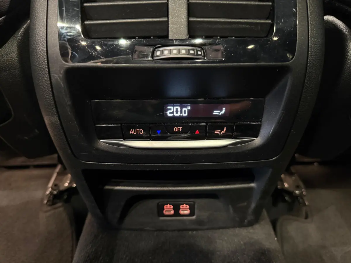 xDrive30e Business Edition Plus pano schuif trekhaak elektrisch 360 cam