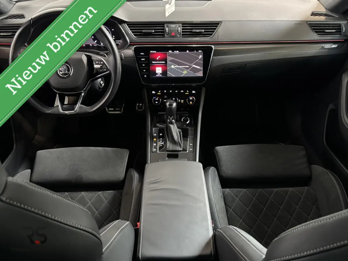 1.4 TSI 218 pk DSG iV Sportline Buss | Navi | LED Matrix | Virtual | Alcantara | Camera | ACC | PDC | DAB | Org NL |