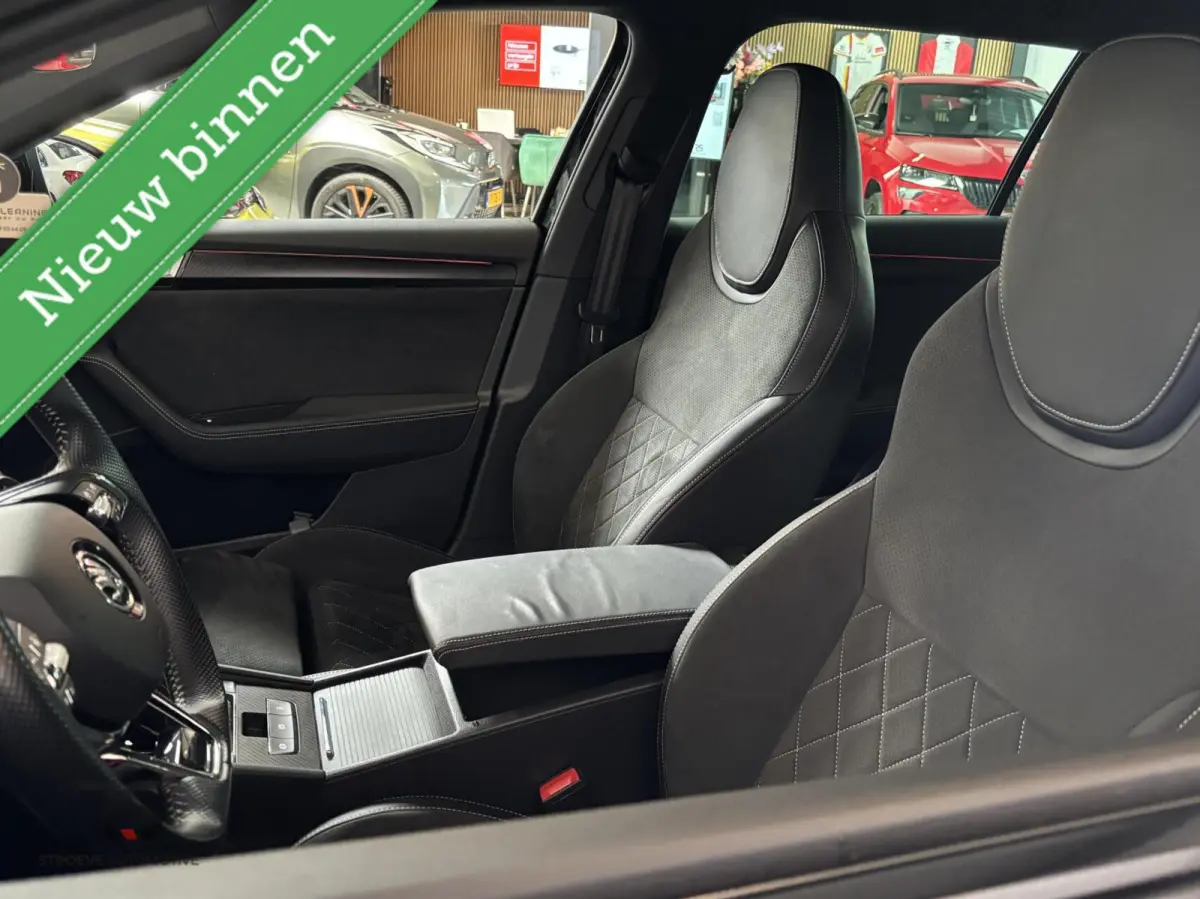 1.4 TSI 218 pk DSG iV Sportline Buss | Navi | LED Matrix | Virtual | Alcantara | Camera | ACC | PDC | DAB | Org NL |