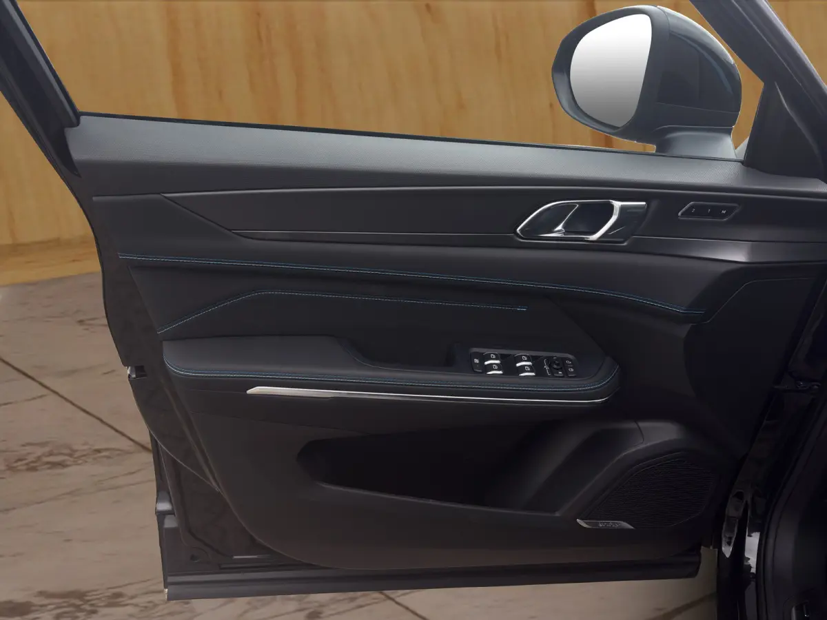 1.5 | Trekhaak | 360 Camera | Stoelverwarming | Panoramadak | Keyless Start / Entry |