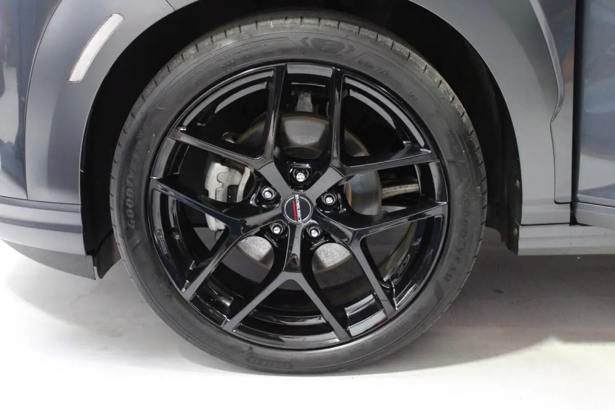 EV Premium 64 kWh
