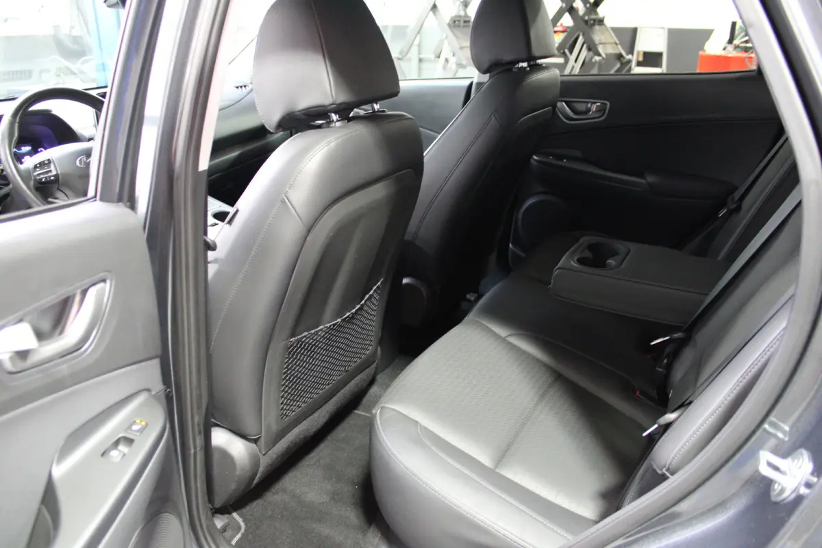 EV Premium 64 kWh