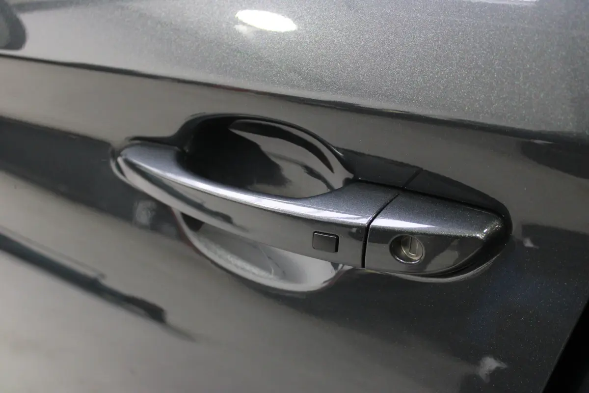 EV Premium 64 kWh