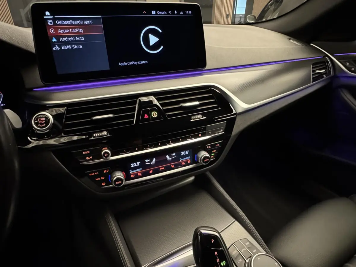 530i LCI M Sport/ Pano/ Camera/ HUD/ ACC/ Led/ Stuurverwarming