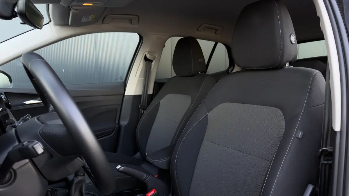 95pk 1.0 TSI Selection | Airco | Cruise Control | Keyless start | 15' | parkeersensor achter |