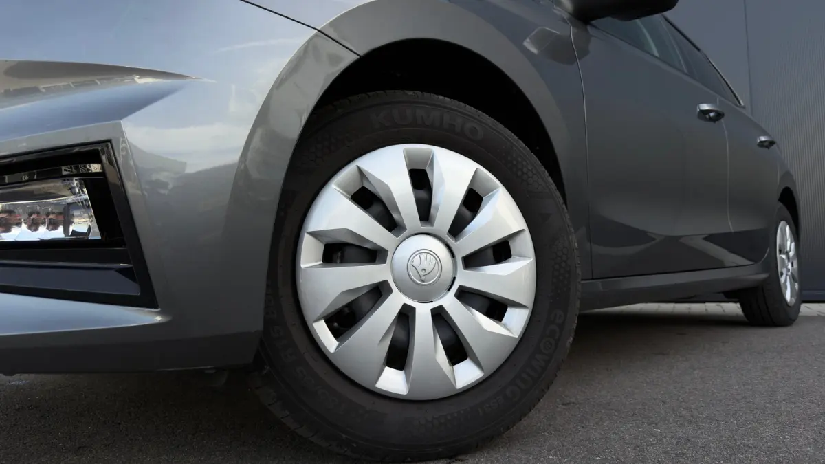 95pk 1.0 TSI Selection | Airco | Cruise Control | Keyless start | 15' | parkeersensor achter |