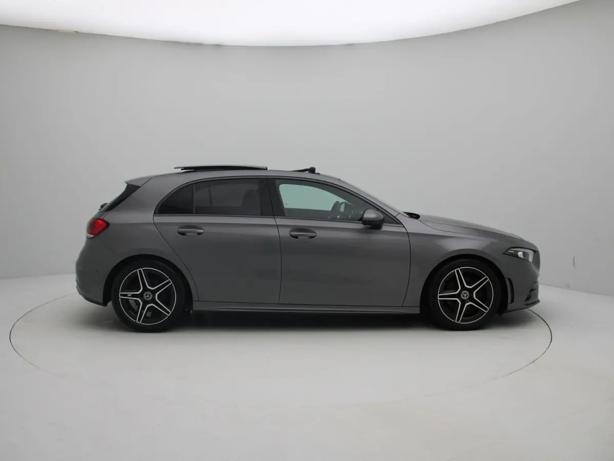 180 Business Solution AMG | Panoramadak | Stoelverwarming | Camera | Navigatie |